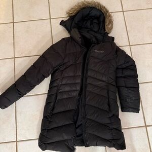 Marmot Women's Black Puffer Jacket with Faux Fur Trim